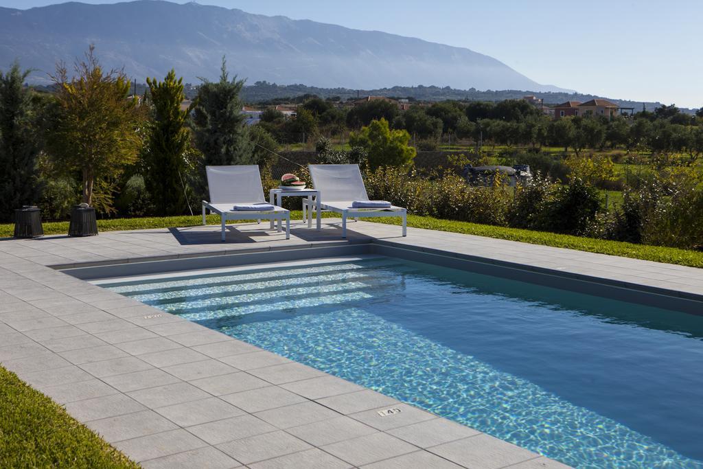 Villa Lefteris Свороната Екстер'єр фото