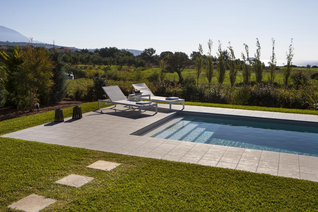 Villa Lefteris Свороната Екстер'єр фото